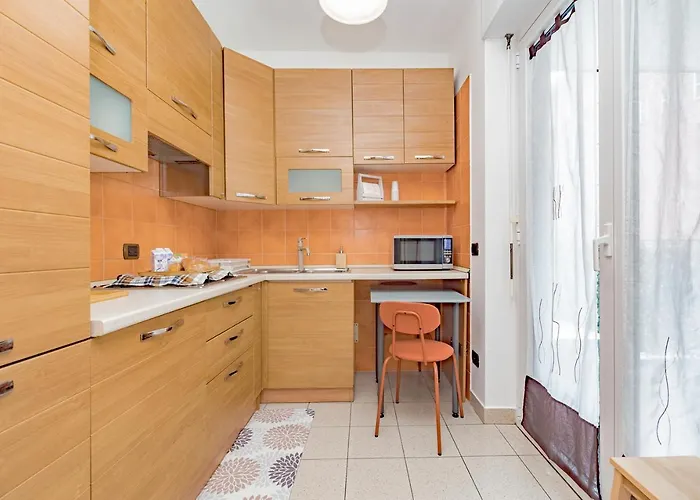 Apartament Arcimboldi Terrace - Parking Private Included, Free Wifi & Ac Mediolan