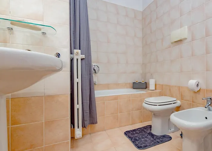 Arcimboldi Terrace - Parking Private Included, Free Wifi & Ac Apartament