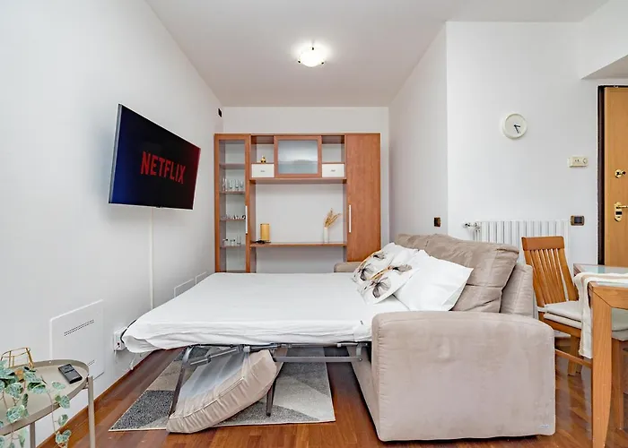 Arcimboldi Terrace - Parking Private Included, Free Wifi & Ac Mediolan